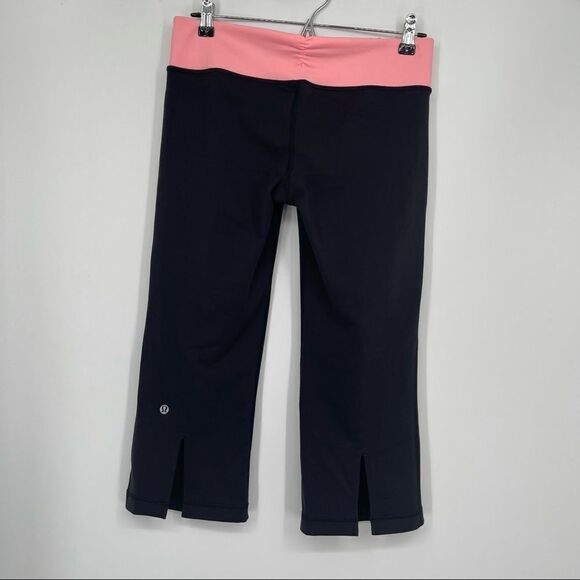 Lululemon cropped multi colored leggings Sz 8 - Picture 3 of 7